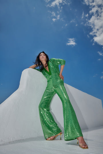 GREEN