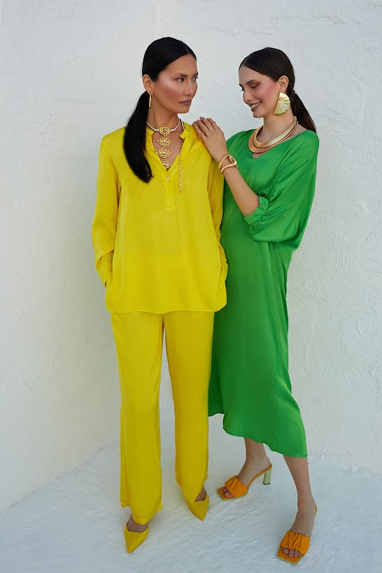GREEN
